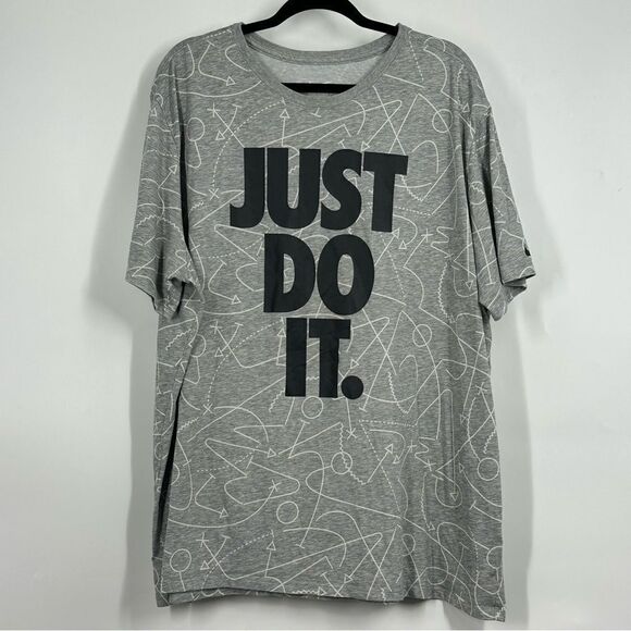 NIKE Men's Gray Printed Plays JUST DO IT Athletic Cut Dri-Fit Tee sz 3XL - Picture 1 of 6